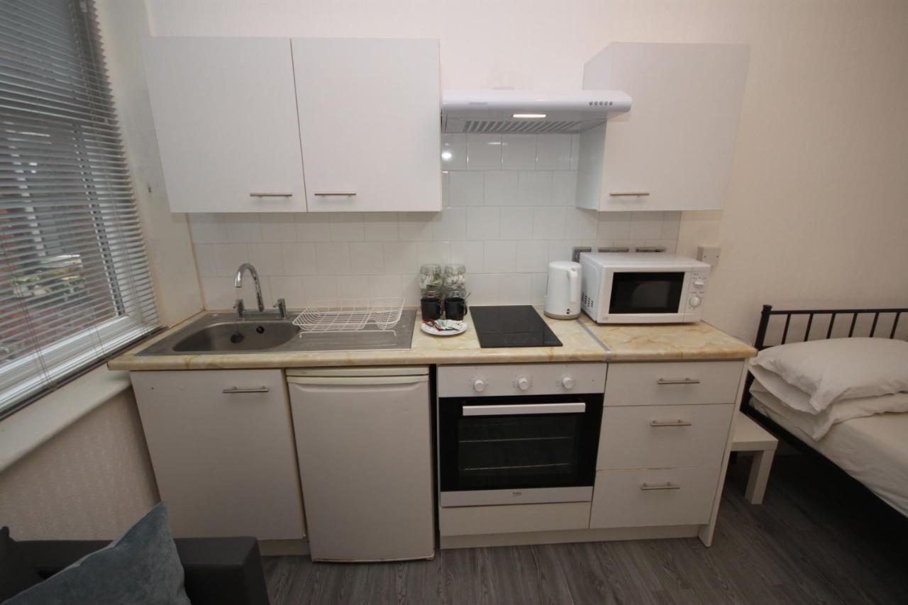 Barton Beachside - Stylish Studio Apartment, Double & Single - Central Beach & Promenade Location - Over 21'S, Family Friendly Only, Id Required Blackpool Esterno foto