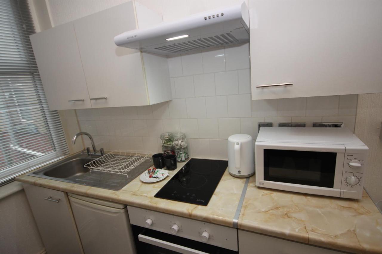 Barton Beachside - Stylish Studio Apartment, Double & Single - Central Beach & Promenade Location - Over 21'S, Family Friendly Only, Id Required Blackpool Esterno foto