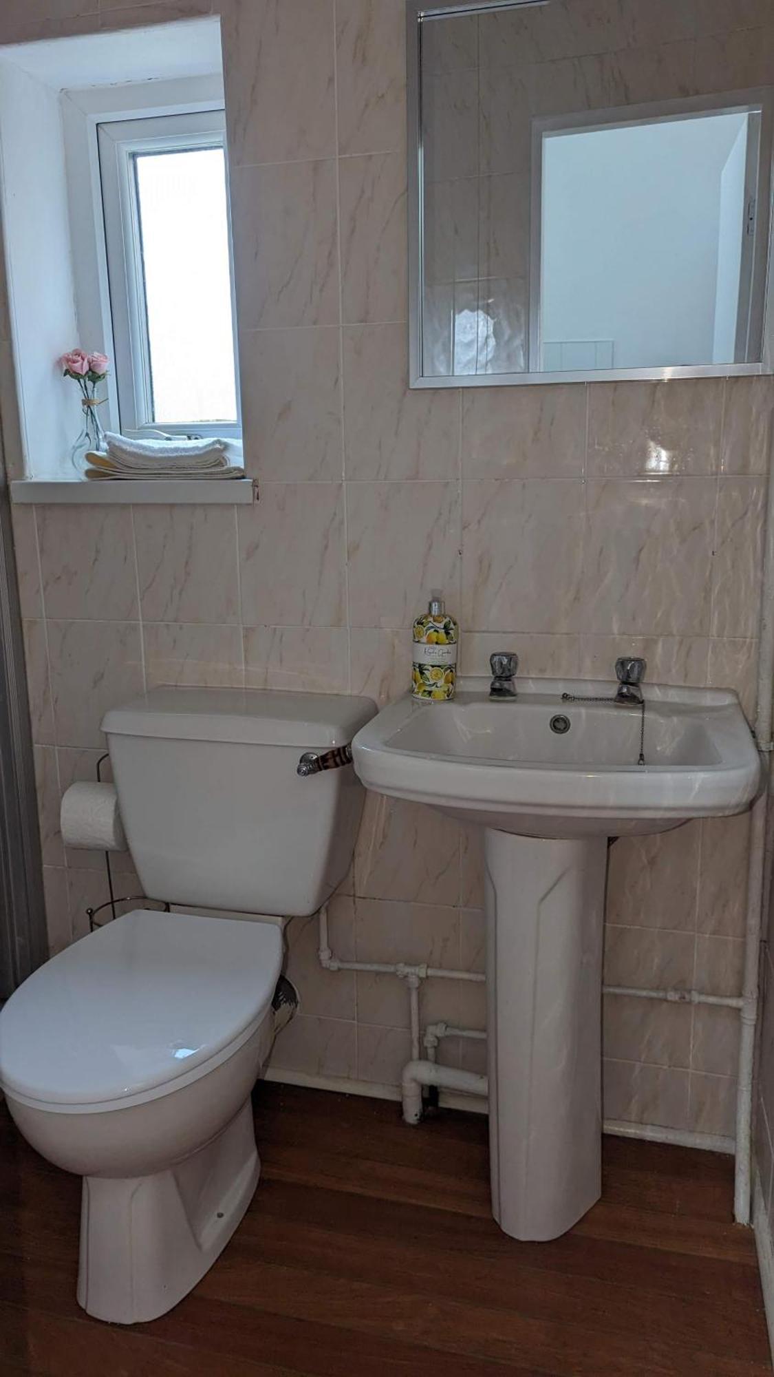 Barton Beachside - Stylish Studio Apartment, Double & Single - Central Beach & Promenade Location - Over 21'S, Family Friendly Only, Id Required Blackpool Esterno foto